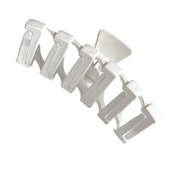 Mia Beauty Zigzag Jaw Clamp matte white bottom view