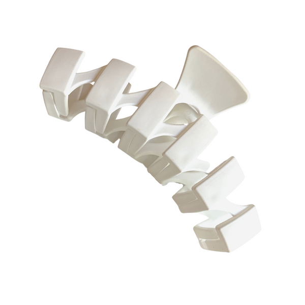 Mia Beauty Zigzag Jaw Clamp matte white side angle view