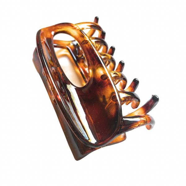 Mia® Beauty medium sized  Tortoise Jaw Clamp with Oval Hole on side top view